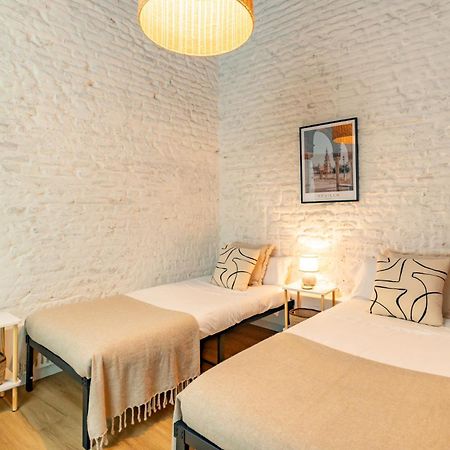 Triana Acacias By Valcambre Apartment Севиля Екстериор снимка