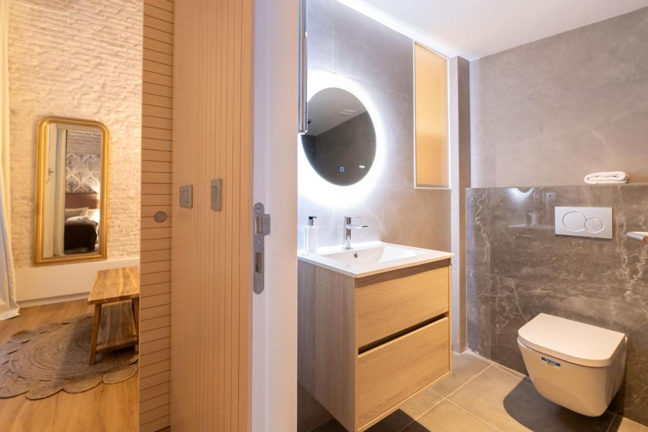 Triana Acacias By Valcambre Apartment Севиля Екстериор снимка